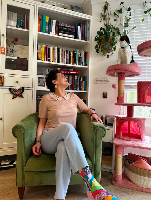 Psychotherapist and cat